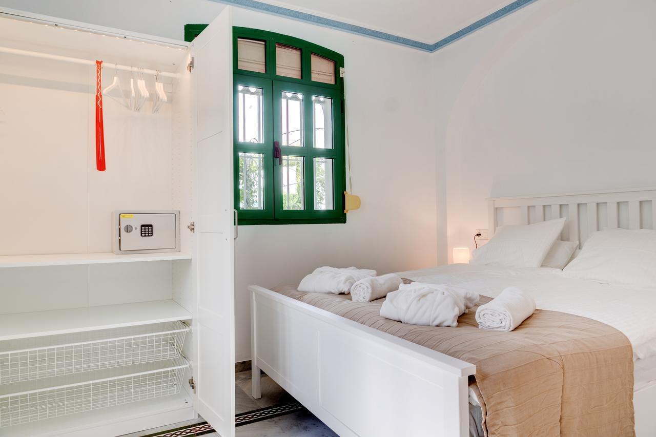 Hostal Alegre Nerja Extérieur photo