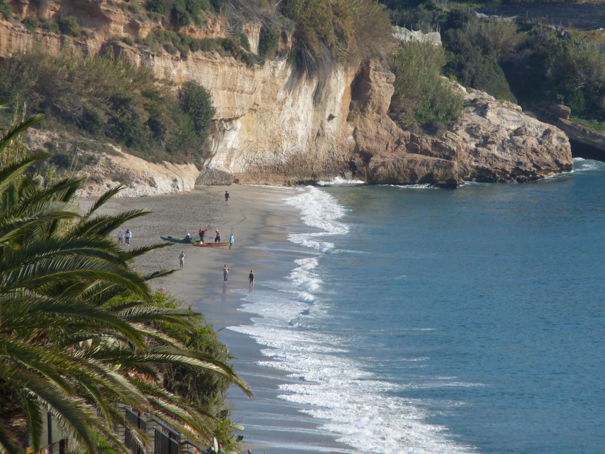 Hostal Alegre Nerja Extérieur photo